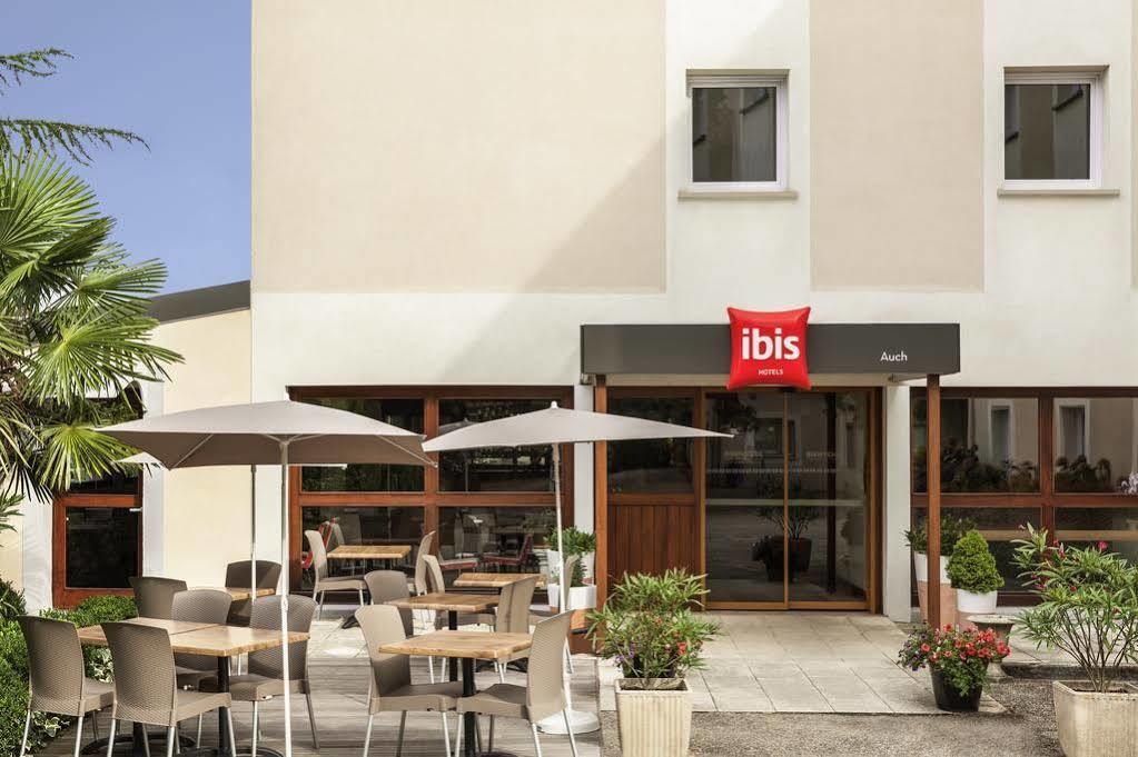 Ibis Auch Hotel Buitenkant foto